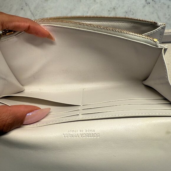 Bottega Veneta Intrecciato Large Flap Wallet - Picture 6 of 7